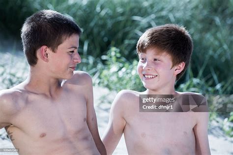 nudi gay|Gay naturism